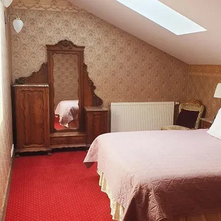 St. Peterburg Hotell 3*